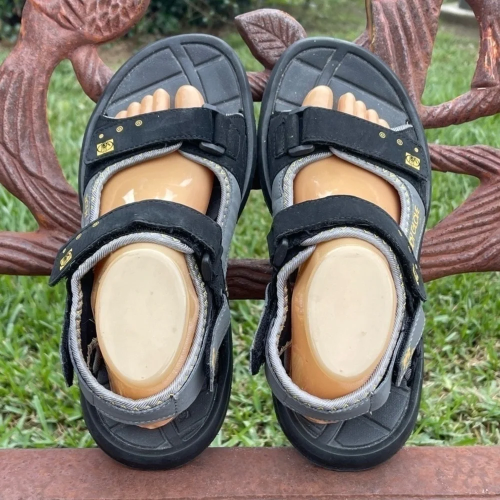 Body Glove Unisex Hook & Loop OutDoor Activity Sandals